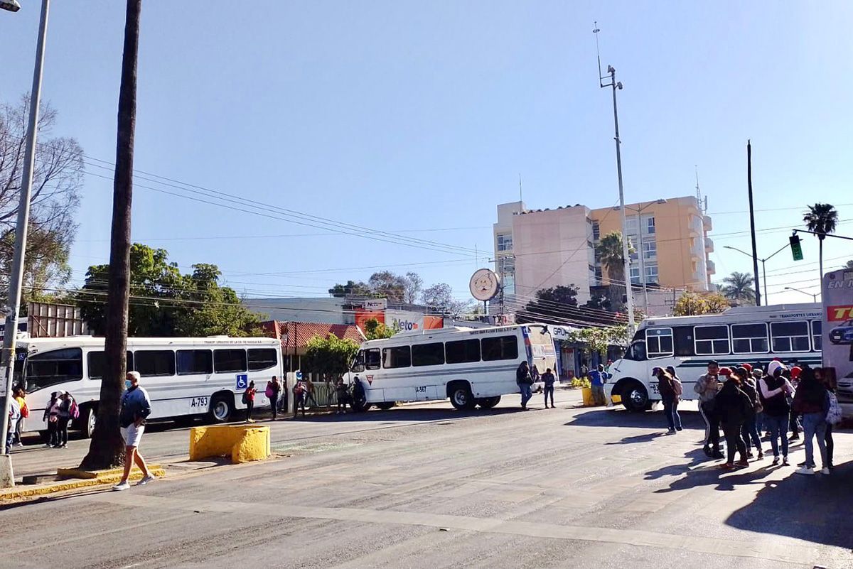 #EnTiempoReal – Día de locos en Oaxaca por bloqueos durante todo el día; tome precauciones