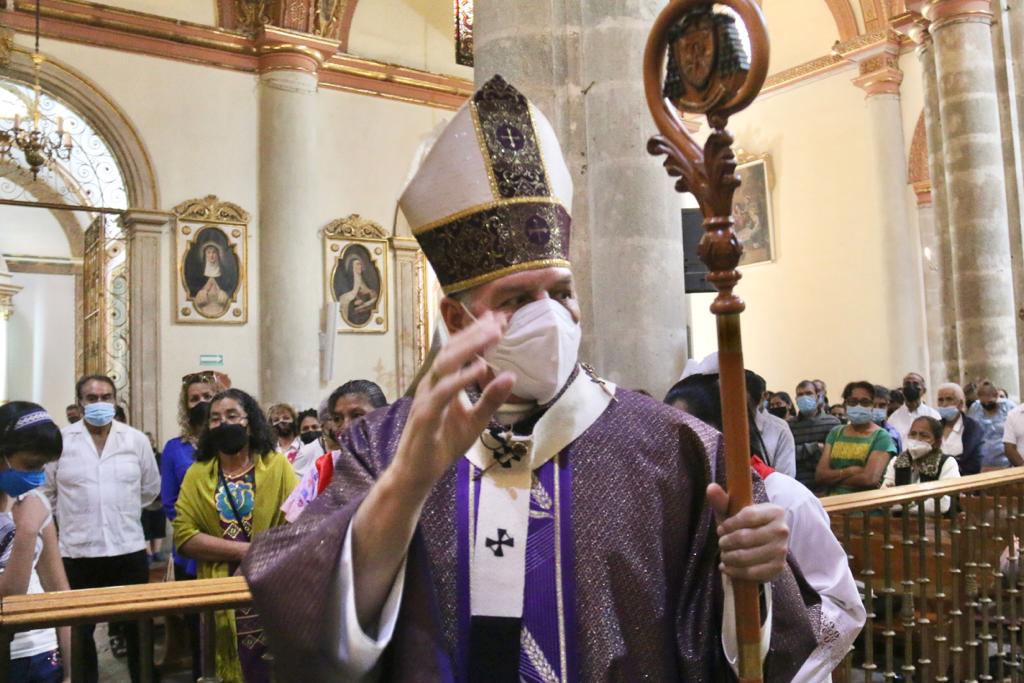 Llama Arzobispo a los oaxaqueños  a unirse en oración por Rusia y Ucrania