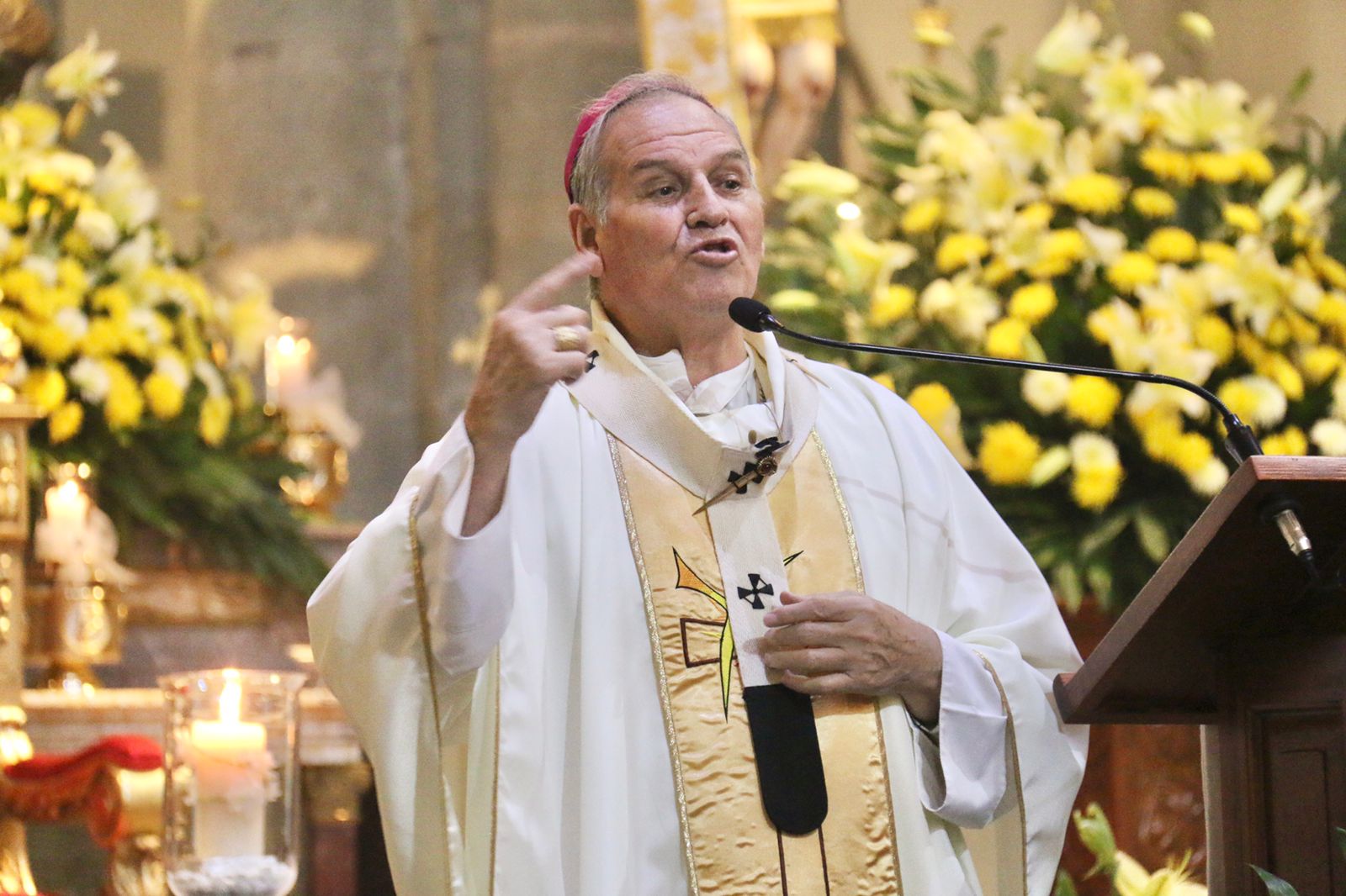 ▶ Pide Arzobispo a patrones y empresarios pagar salarios dignos y justos a trabajadores