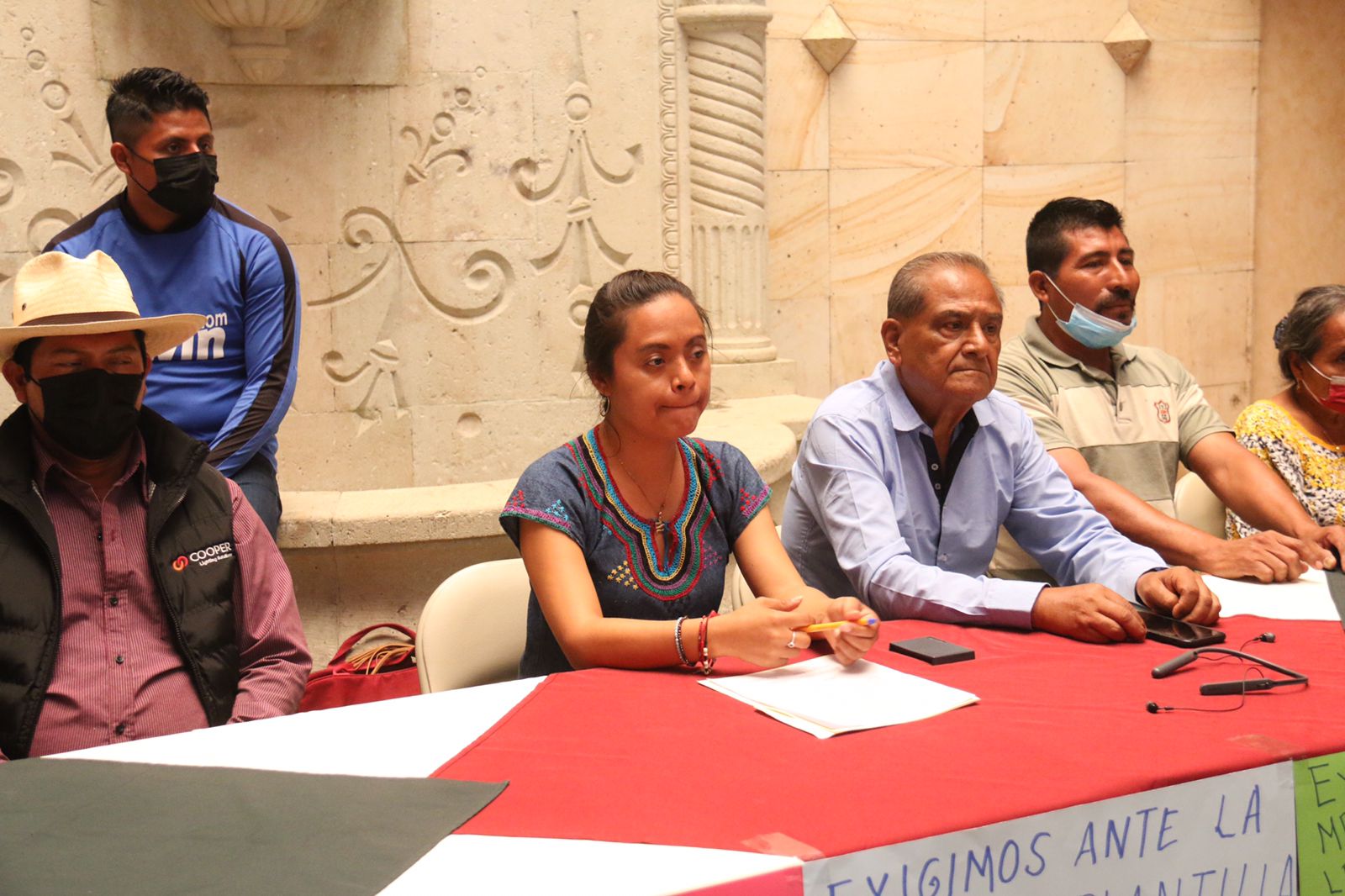 ▶ Pobladores exigen una auditoría al presidente municipal de San Juan Lalana