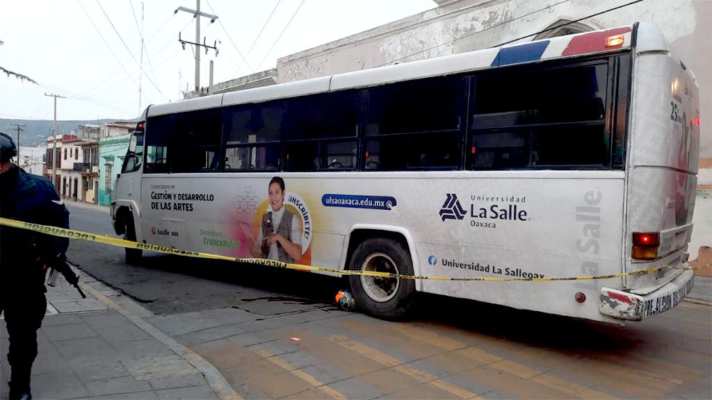 ▶ Autobús de La Salle atropella y mata a motociclista en el centro de la ciudad