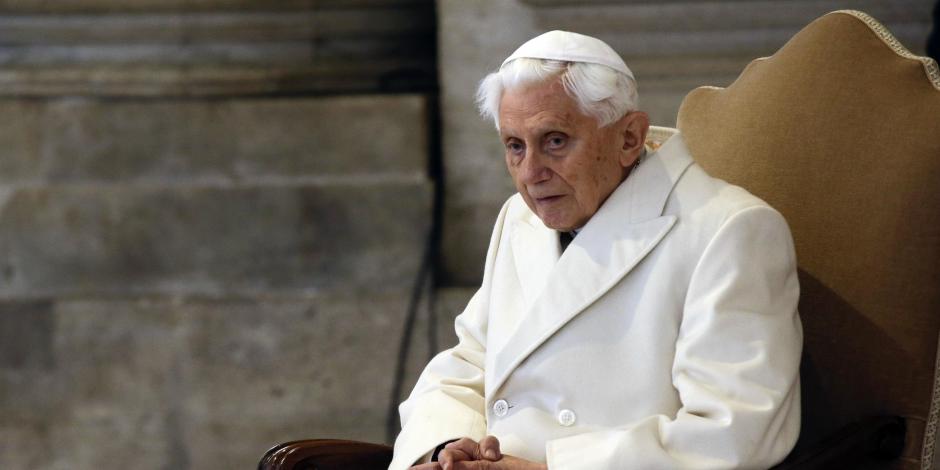 Vuelve el rey de las fake news; inventa muerte del papa emérito Benedicto XVI