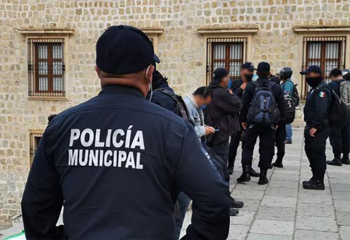 Policías municipales de la Ciudad de Oaxaca, sin equipo para combatir la delincuencia