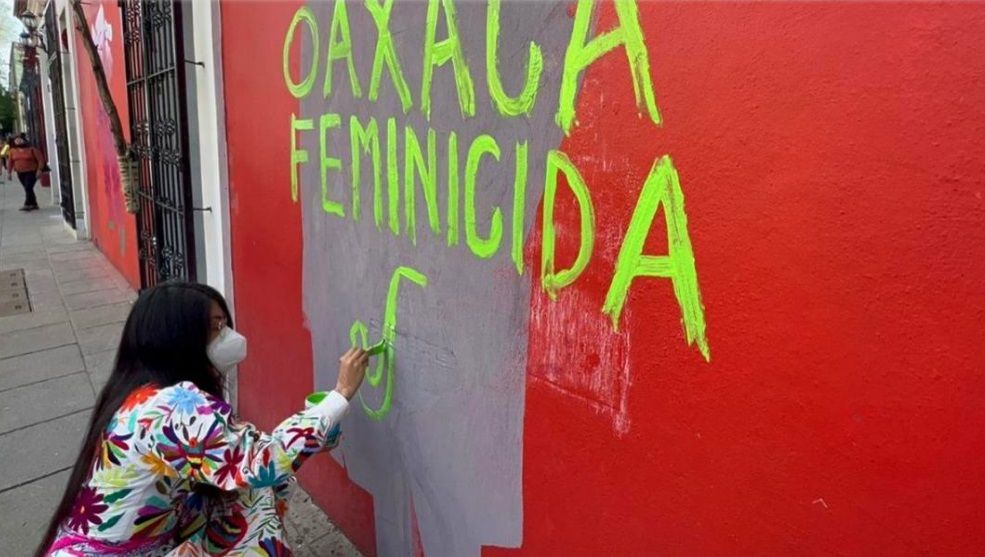 Organismos internacionales piden a México garantizar seguridad y libre expresión de saxofonista de Oaxaca Malena Ríos