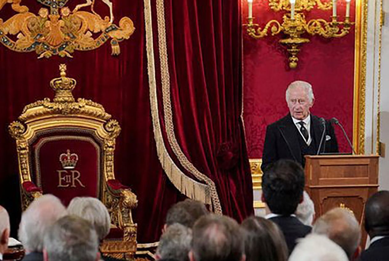 En histórica ceremonia, Carlos III es proclamado monarca del Reino Unido