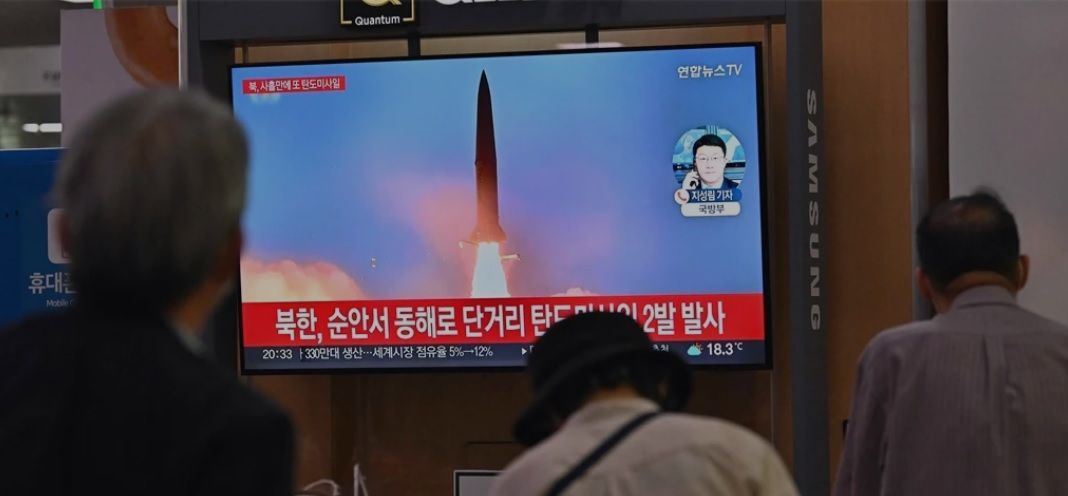 Corea del Norte lanza dos misiles balísticos ante la visita de Kamala Harris a Corea del Sur