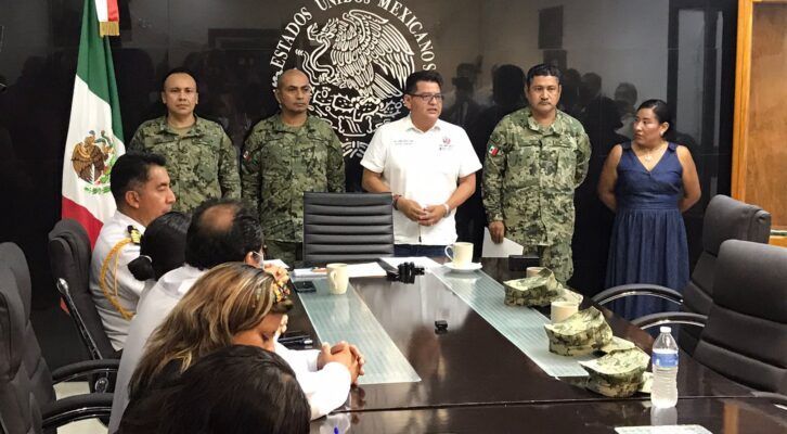 ▶ Secretaría de Marina asume el control de la policía municipal de Salina Cruz