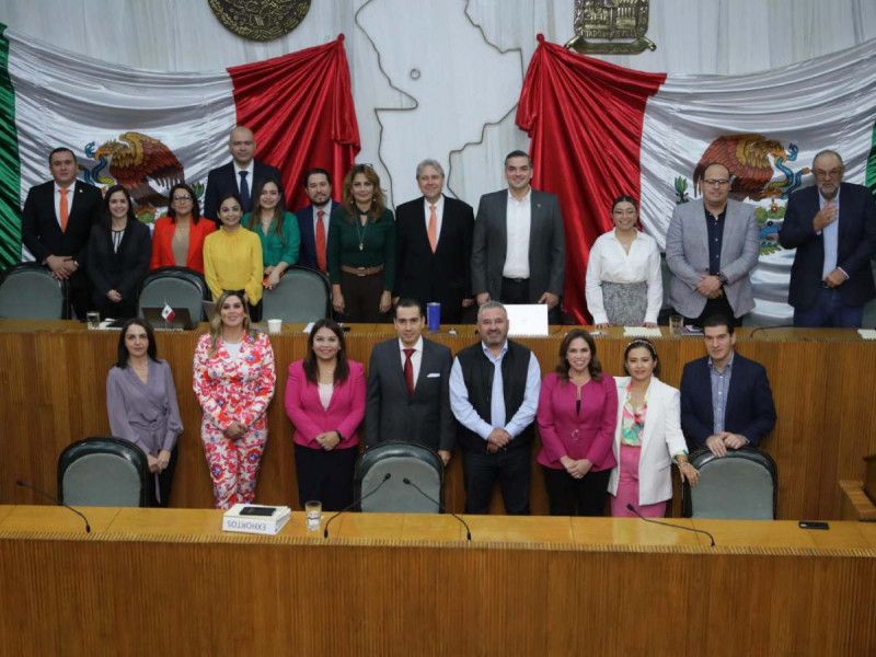 Congreso de Nuevo León aprueba revocación de mandato para gobernador