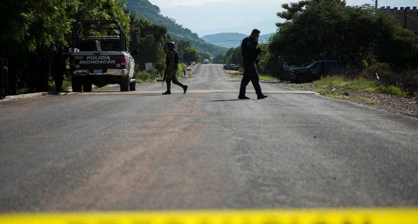 Convoy del CJNG irrumpe en comunidades de Michoacán, tras operativo de fuerzas federales y estatales