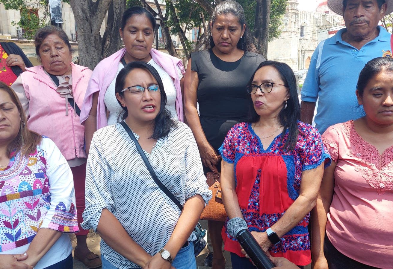 Víctimas de violencia política de género, exigen aplicar la ley contra Uriel Díaz Caballero ▶