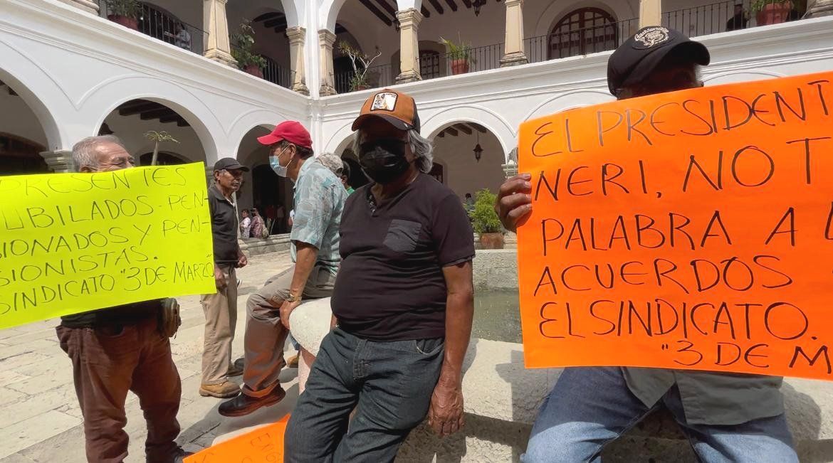 Exigen, jubilados del 3 de Marzo cumplimiento de prestaciones a Neri