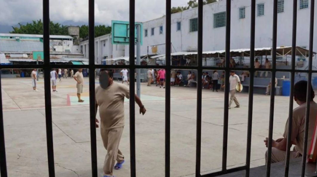 Preso en penal de Miahuatlán perdió un ojo por falta de atención médica, dictamina CNDH
