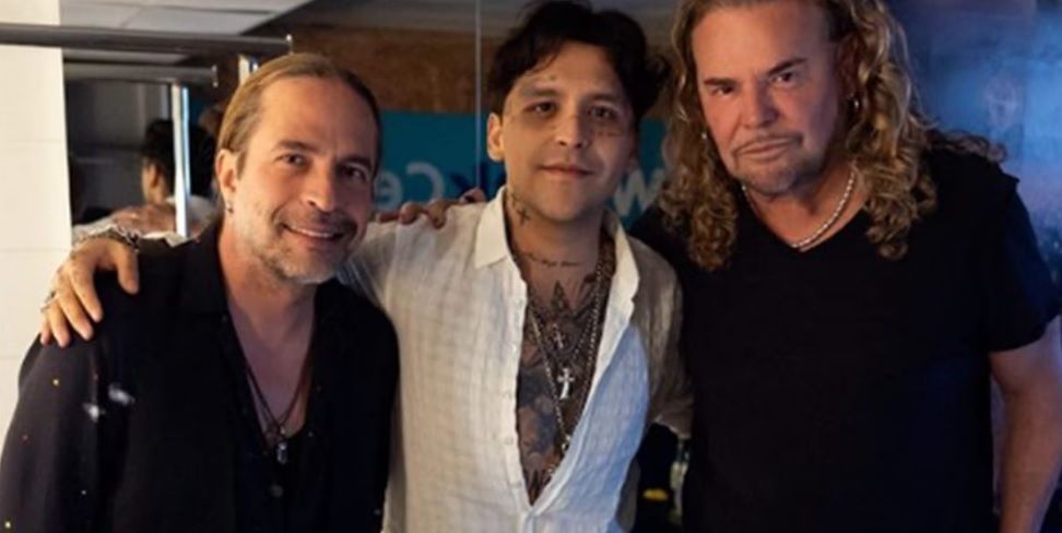 Nodal se sube al escenario con Maná y hace llorar a fans españolas