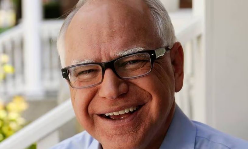 Kamala Harris elige a Tim Walz como candidato a la vicepresidencia de EU