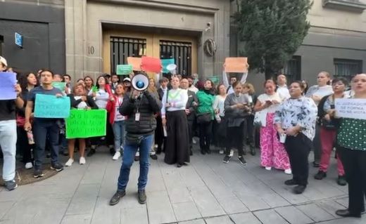 Trabajadores de la Corte cierran accesos en rechazo a reforma judicial; solo dejan entrar a ministros