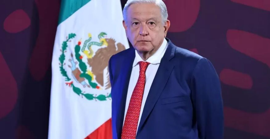 AMLO reprocha que ministros de la Corte se fueron a paro con goce de sueldo ante la reforma judicial
