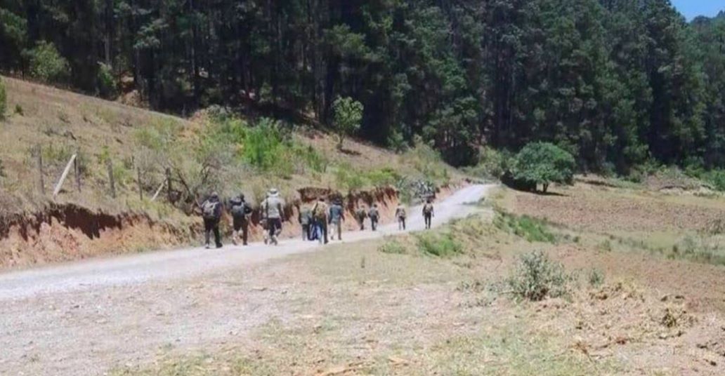 Piden al gobierno de Oaxaca garantizar vida y seguridad de desplazados de San Pedro el Alto