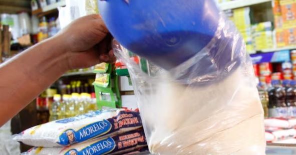 Precio del azúcar baja 15% por primera vez en 11 años; ¿a qué se debe la reducción? Precio del azúcar baja 15% por primera vez en 11 años; ¿a qué se debe la reducción?
