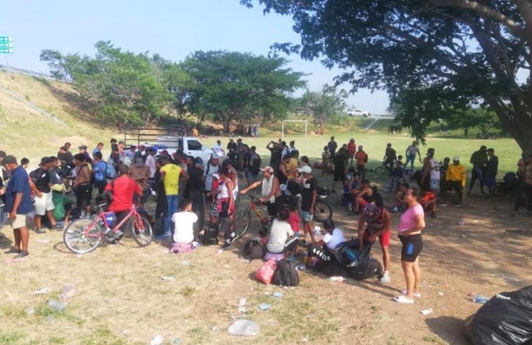 Localizan a 6 de los 15 migrantes de caravana “Divino Niño” reportados como desaparecidos en Oaxaca Localizan a 6 de los 15 migrantes de caravana “Divino Niño” reportados como desaparecidos en Oaxaca