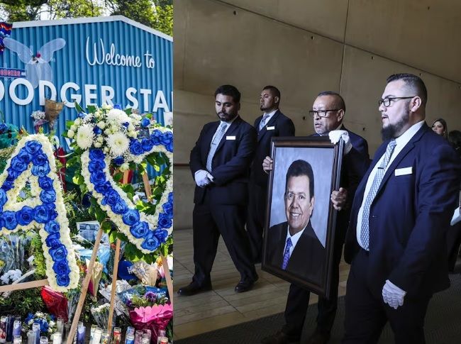 Así fue el funeral de Fernando Valenzuela en Los Ángeles: «Está presente en nuestros corazones»