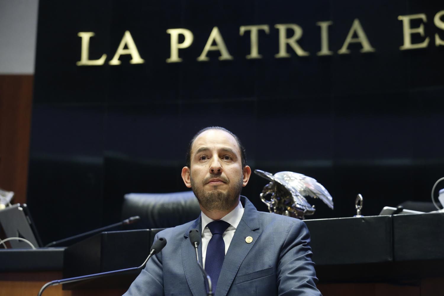 Exdirigente del PAN califica como «anadmisible» el programa «Quédate en México»; pide a Sheinbam rechazarlo