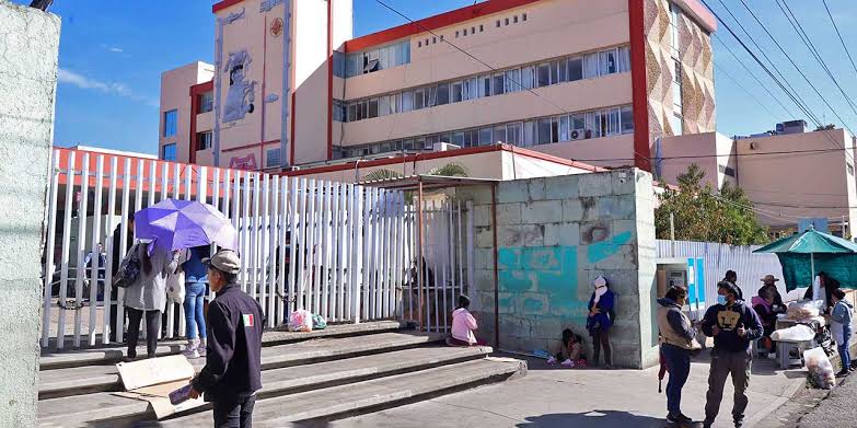 Nueva crisis en el Hospital Civil de Oaxaca por falta de insumos, medicamentos, combustibles y agua potable Nueva crisis en el Hospital Civil de Oaxaca por falta de insumos, medicamentos, combustibles y agua potable