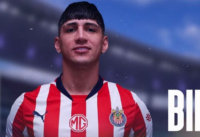 Alan Pulido regresa a las Chivas; «vamos juntos por la 13», asegura Alan Pulido regresa a las Chivas; «vamos juntos por la 13», asegura