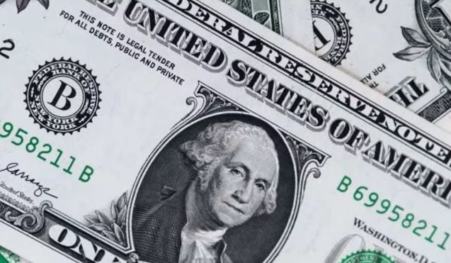 Precio del dólar abre hoy en 20.64 pesos al mayoreo, y recorta retroceso