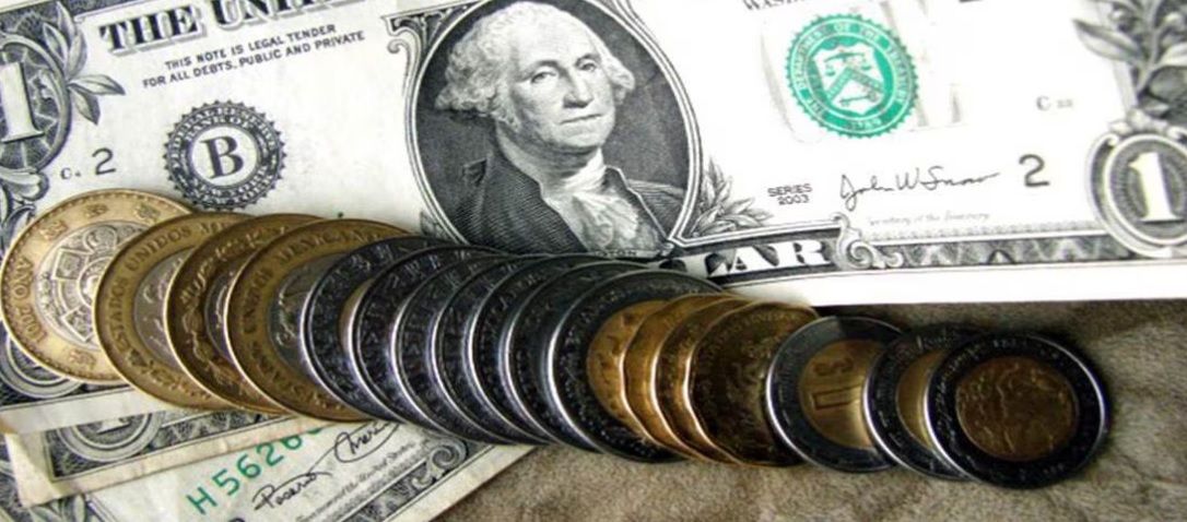 Precio del dólar abre este jueves en 20.51 al mayoreo; el peso frena inercia bajista ante cifras de crecimiento económico Precio del dólar abre este jueves en 20.51 al mayoreo; el peso frena inercia bajista ante cifras de crecimiento económico