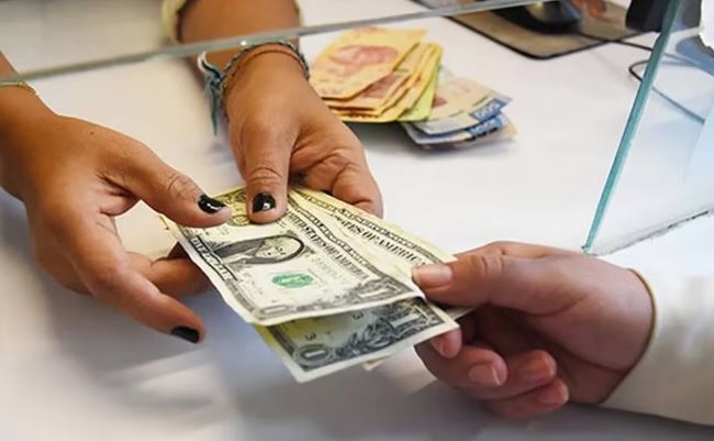 Reservas internacionales superan los 230 mil mdd por primera vez; marcan un nuevo récord Reservas internacionales superan los 230 mil mdd por primera vez; marcan un nuevo récord