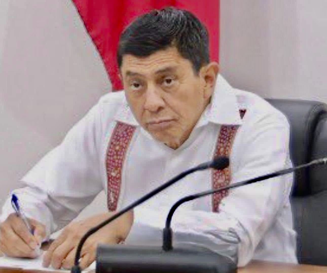 Policías estatales acusan a Salomón Jara de mentir sobre sus “nuevos salarios” y condiciones laborales Policías estatales acusan a Salomón Jara de mentir sobre sus “nuevos salarios” y condiciones laborales