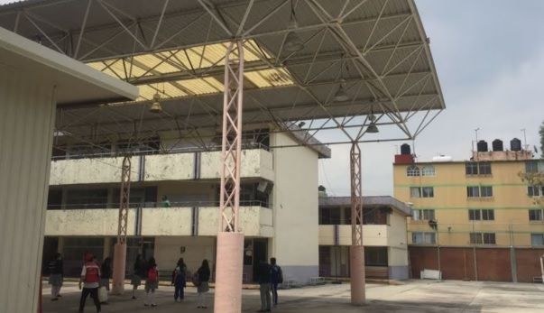 “Me cerraron la puerta en la cara”; Padres de Fátima afirman que ninguna autoridad de la secundaria se ha pronunciado ante caso de bullying “Me cerraron la puerta en la cara”; Padres de Fátima afirman que ninguna autoridad de la secundaria se ha pronunciado ante caso de bullying