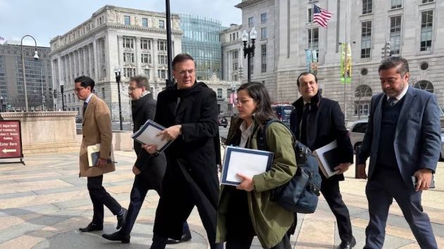 “Inició un diálogo constructivo”, afirma Ebrard tras reunión con secretario de Comercio de EU; el lunes empieza trabajo conjunto “Inició un diálogo constructivo”, afirma Ebrard tras reunión con secretario de Comercio de EU; el lunes empieza trabajo conjunto