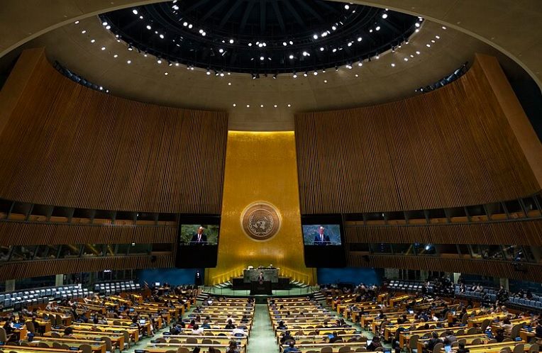 Asamblea General de ONU aprueba resolución que condena invasión a Ucrania; EU sufre sonora derrota