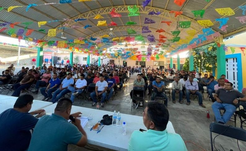Liberan a 3 indígenas en Oaxaca, presos durante 27 días por negarse a prestar servicio comunitario