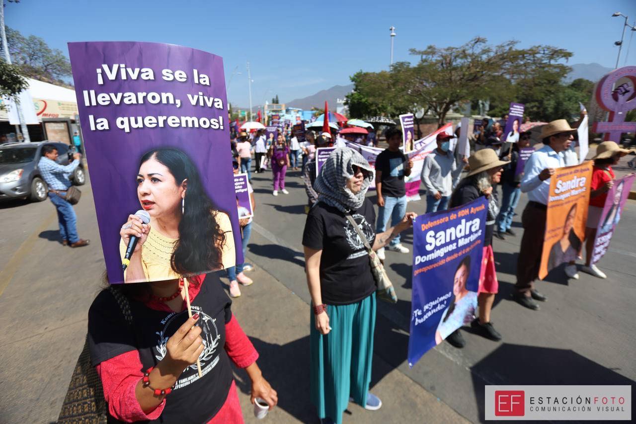 Sandra Domínguez cumple hoy 5 meses de desaparecida; familiares y activistas exigen a Jara su presentación con vida Sandra Domínguez cumple hoy 5 meses de desaparecida; familiares y activistas exigen a Jara su presentación con vida
