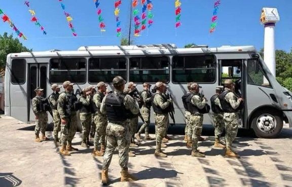 Llegan a Jamiltepec grupo de marinos; apoyarán a la Policía Municipal en la vigilancia y patrullaje del municipio Llegan a Jamiltepec grupo de marinos; apoyarán a la Policía Municipal en la vigilancia y patrullaje del municipio