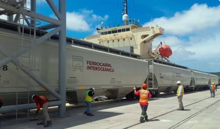 Lidera Oaxaca crecimiento industrial en México con tasa anual del 11.6%, impulsado por el Tren del Istmo y Podebis Lidera Oaxaca crecimiento industrial en México con tasa anual del 11.6%, impulsado por el Tren del Istmo y Podebis