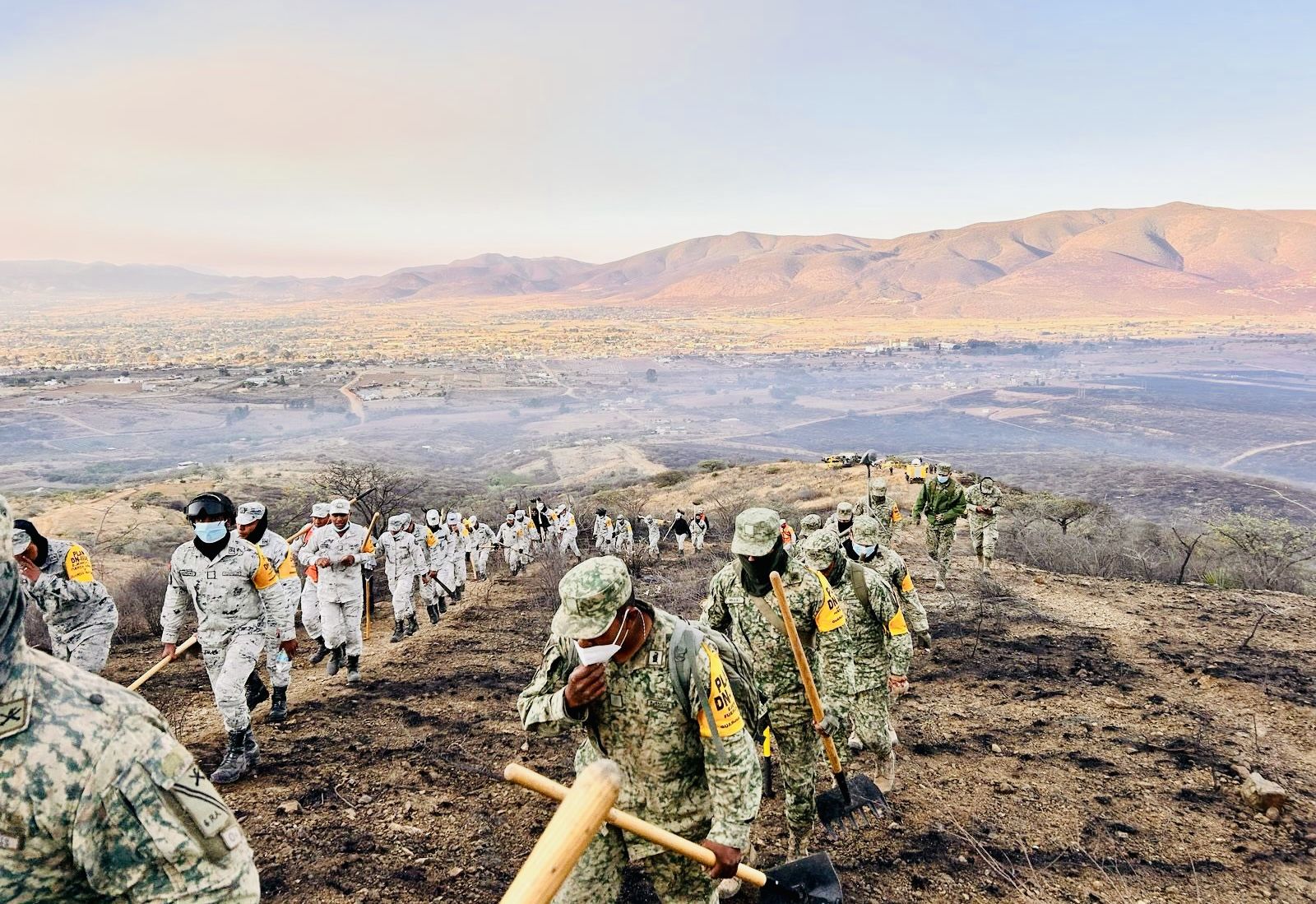Incendios forestales en Oaxaca se intensifican; reportan 90% de control en Tomaltepec, pero se reportan más