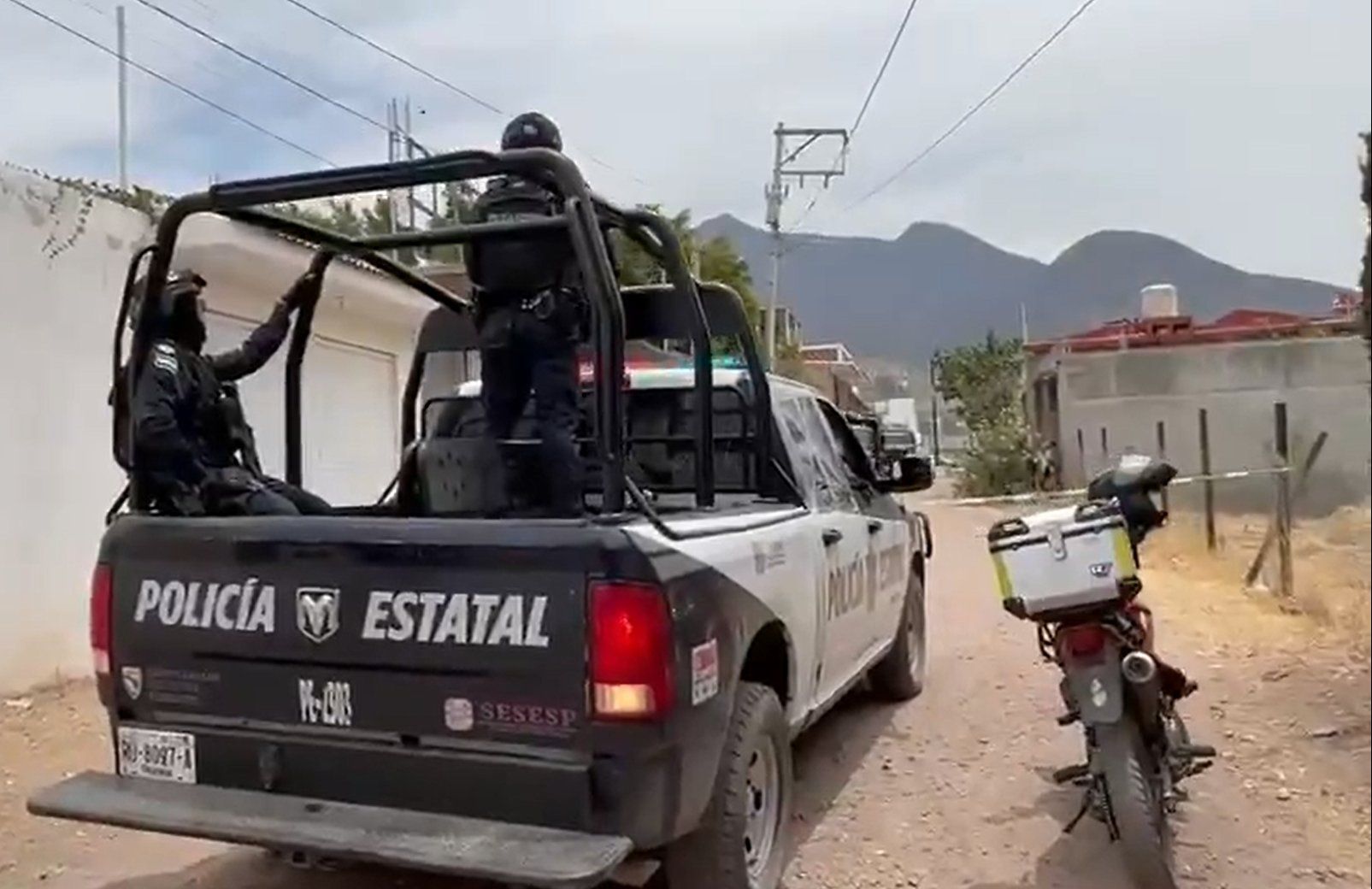Leal can frustra secuestro de sus dueños; la policía reporta una mujer herida y dos detenidos