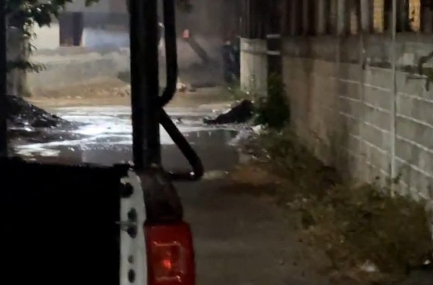 Un feminicidio más: hallan a mujer asesinada de un disparo en la cabeza en Juchitán, Oaxaca