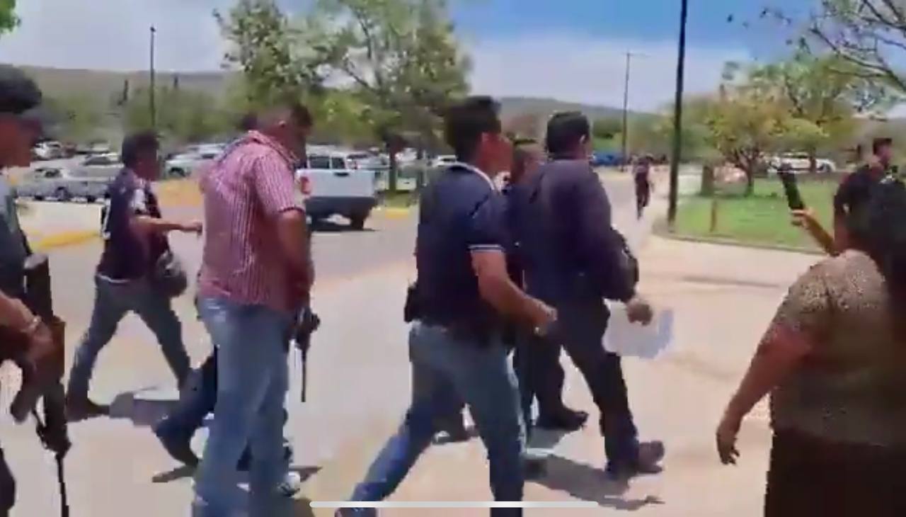 Oaxaca: DDHPO investiga muertes y fuga en penal de Tanivet; cuatro custodios fueron detenidos