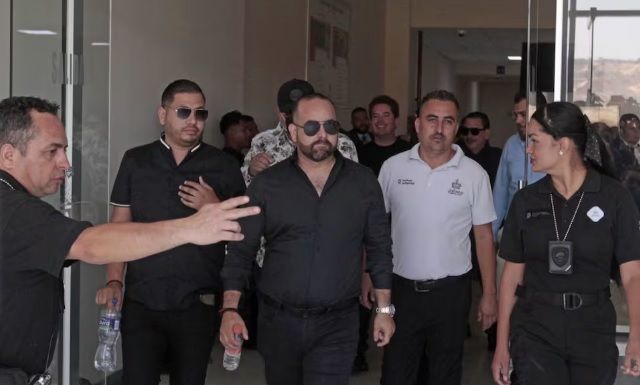 Vinculan a proceso a Los Alegres del Barranco; se les acusa de apología del delito