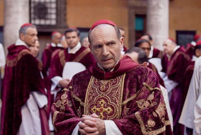 Reestrenan «Cónclave» en México; el filme vaticano va por su marca histórica Reestrenan «Cónclave» en México; el filme vaticano va por su marca histórica