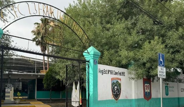 Reportan brote de Covid-19 en escuela secundaria de Monterrey; se desconoce la cantidad de alumnos contagiados