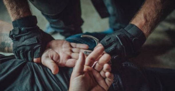 Cae hombre que blanqueaba dinero de narcos mexicanos y colombianos a través de criptomonedas; es requerido en extradición por EU Cae hombre que blanqueaba dinero de narcos mexicanos y colombianos a través de criptomonedas; es requerido en extradición por EU
