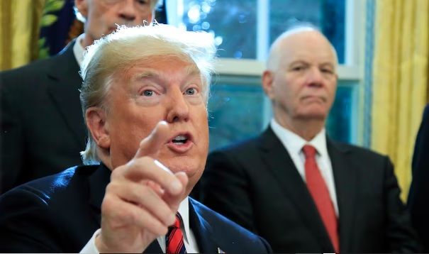 México y Canadá no respetan el T-MEC, acusa Trump; dice que pronto se «renegociará» ese acuerdo comercial México y Canadá no respetan el T-MEC, acusa Trump; dice que pronto se «renegociará» ese acuerdo comercial