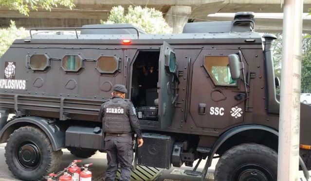 Blindan instalaciones del INE ante protesta de la CNTE; solo recibirán oficios por correo electrónico