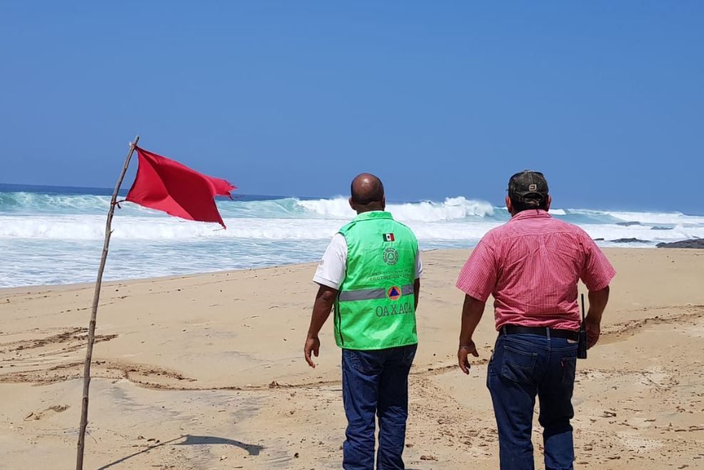 Emiten aviso preventivo por evento de mar de fondo en costas de Oaxaca