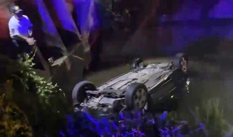 Trágico accidente en el Istmo: vehículo cae al canal 33 en Juchitán y conductor pierde la vida Trágico accidente en el Istmo: vehículo cae al canal 33 en Juchitán y conductor pierde la vida